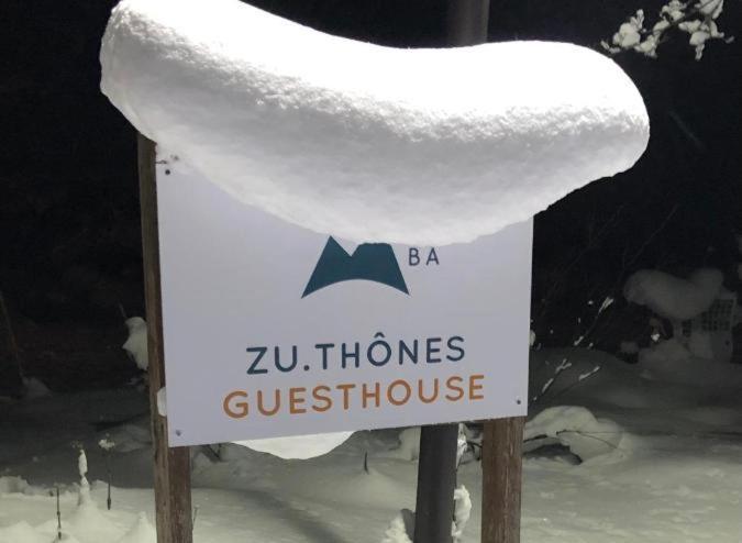 Guest House Zu-Thones Hakuba Buitenkant foto