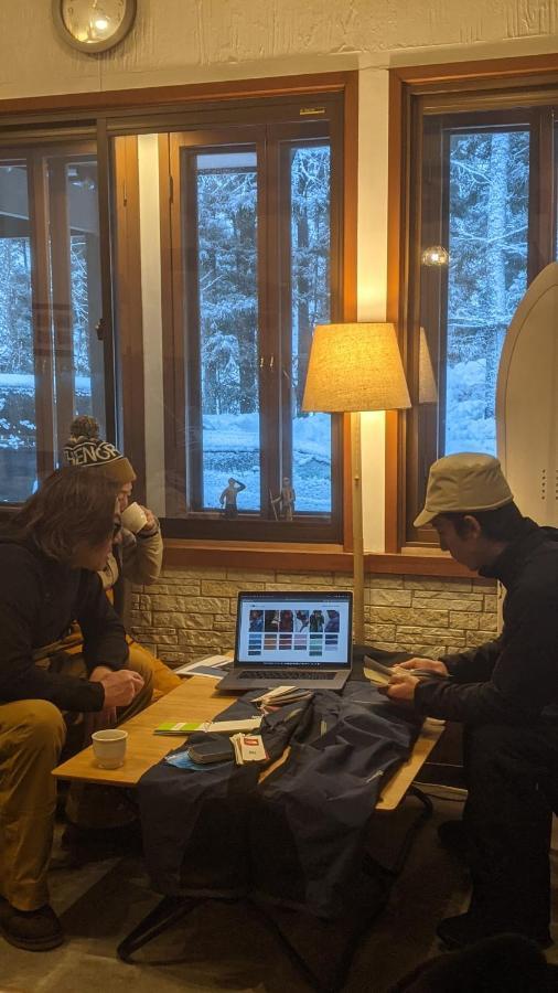 Guest House Zu-Thones Hakuba Buitenkant foto