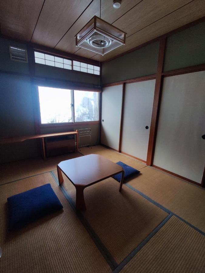 Guest House Zu-Thones Hakuba Buitenkant foto